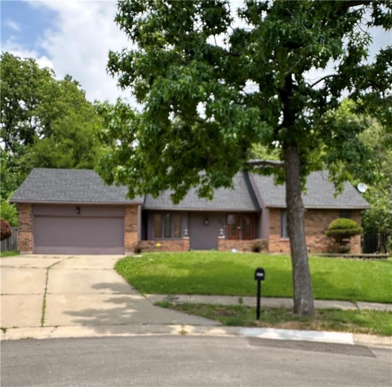 7908 96th St, Kansas City, MO 64134