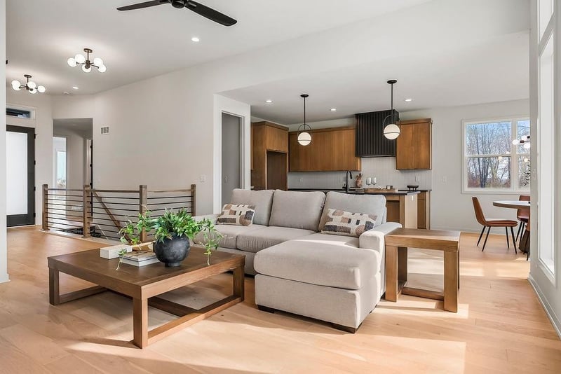 18221 168th Ter, Olathe, KS 66062