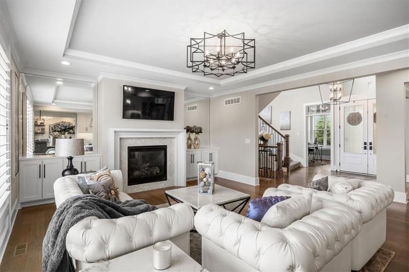 15624 Delmar St, Overland Park, KS 66224