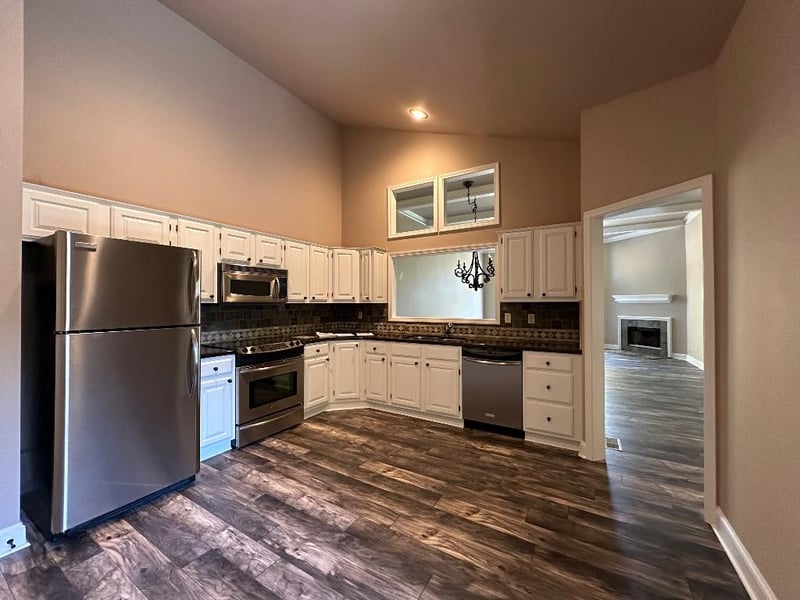 10311 Garnett St, Overland Park, KS 66214