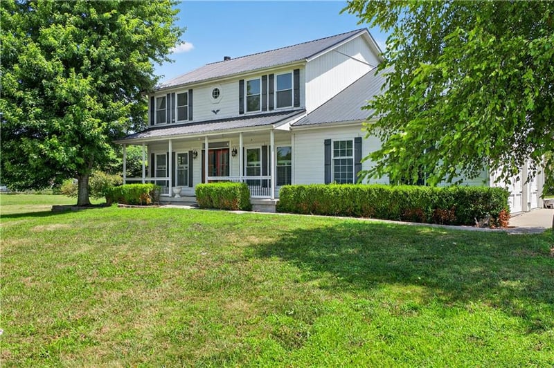 9325 Noland Rd, Kansas City, MO 64138