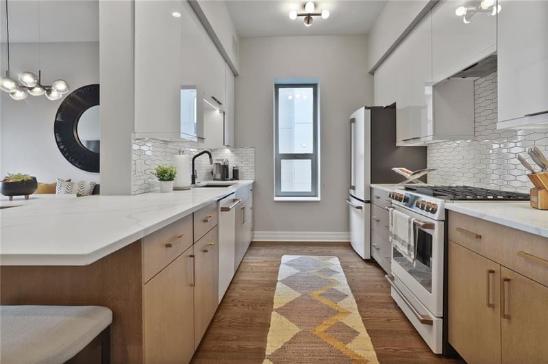 4950 Central St #206, Kansas City, MO 64112