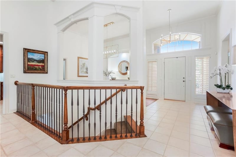 11417 Granada Ct, Leawood, KS 66211