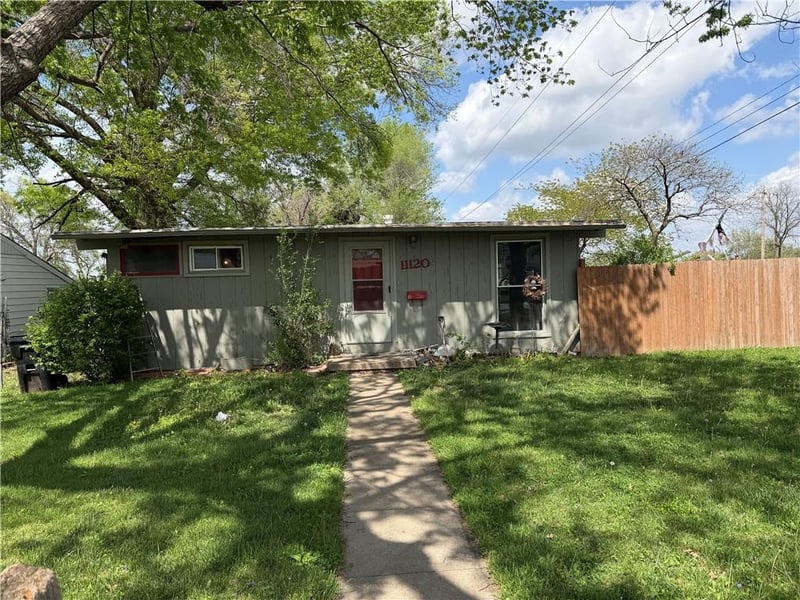 11120 36th St, Independence, MO 64052