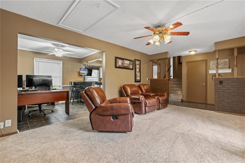 1206 81st Ter, Kansas City, MO 64118