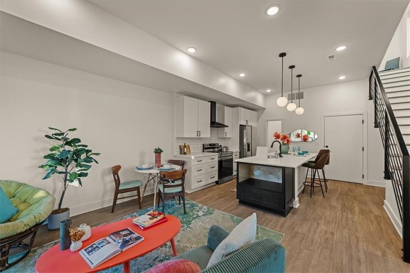 1209 29th St, Kansas City, MO 64109