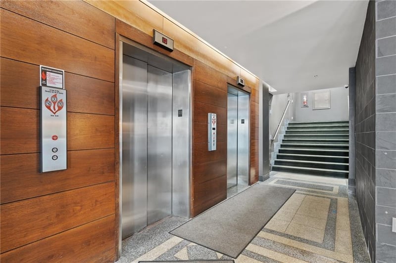 21 10th St #11C, Kansas City, MO 64105