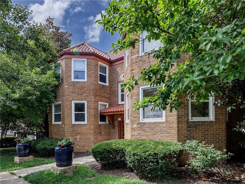 14 50th St #1, Kansas City, MO 64112