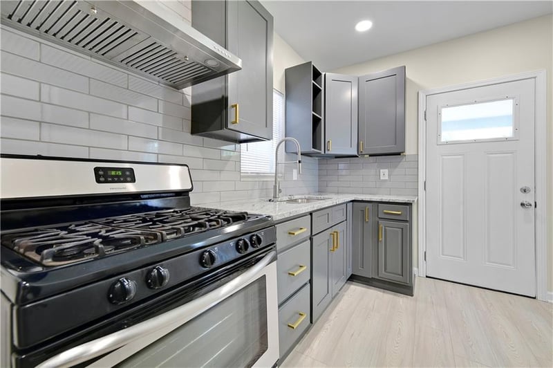 1502 Wood Ave, Kansas City, KS 66104