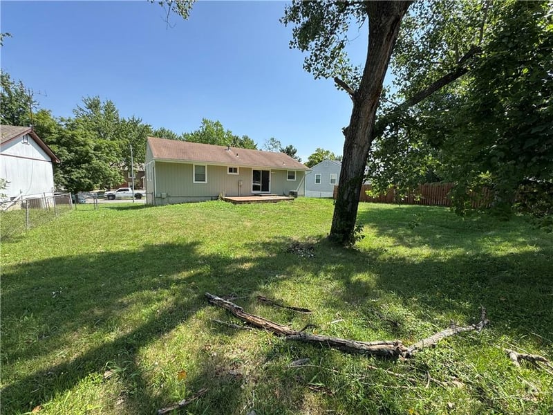 6206 140th Ter, Grandview, MO 64030