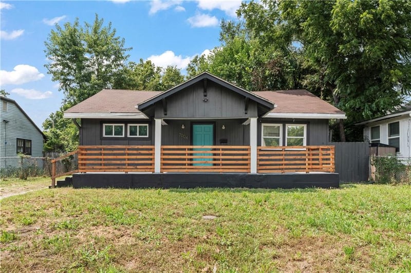 7004 Jackson Ave, Kansas City, MO 64132