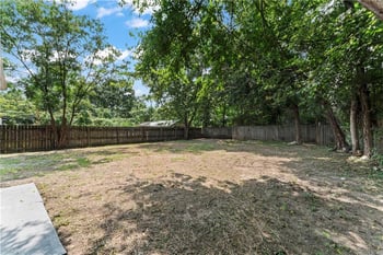 7004 Jackson Ave, Kansas City, MO 64132