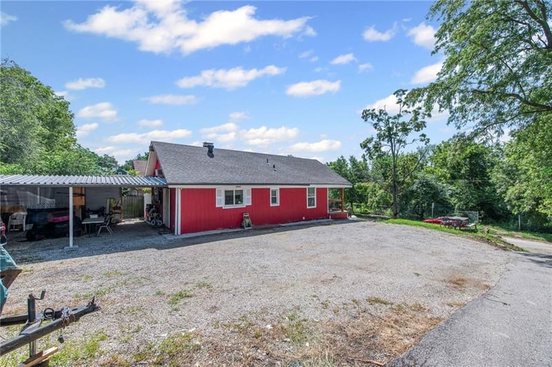 6012 16th St, Kansas City, MO 64126