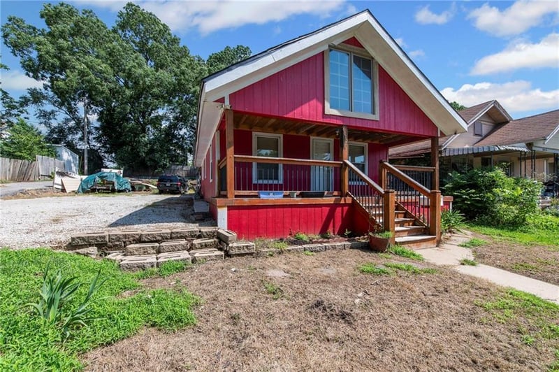 6012 16th St, Kansas City, MO 64126