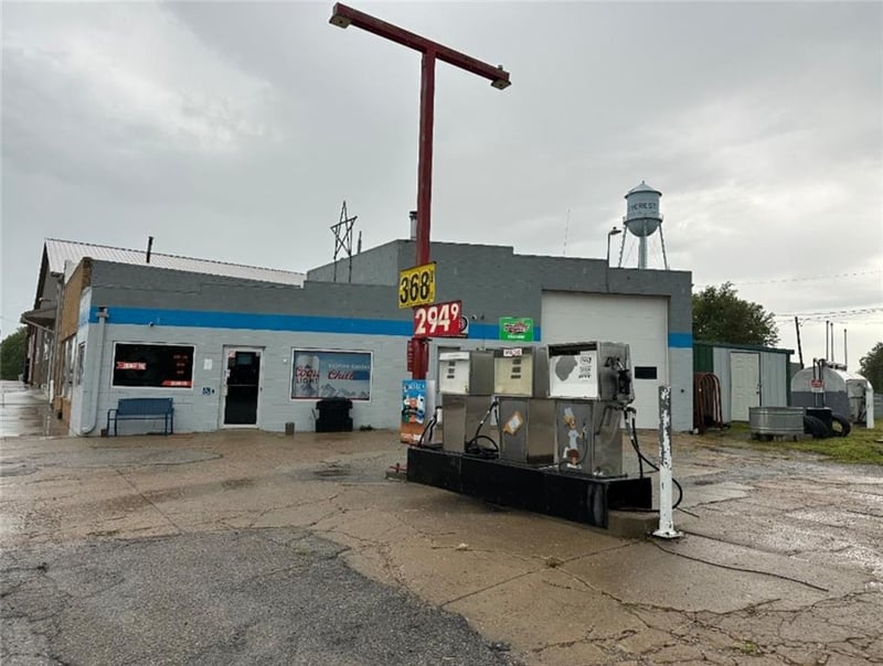 508 Main St, Everest, KS 66424