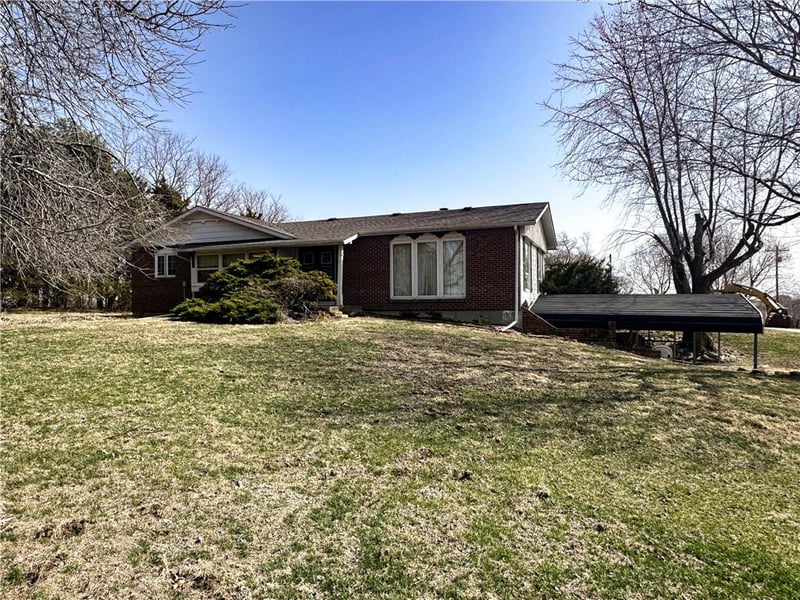 25998 Hemlock Rd, Bevier, MO 63532