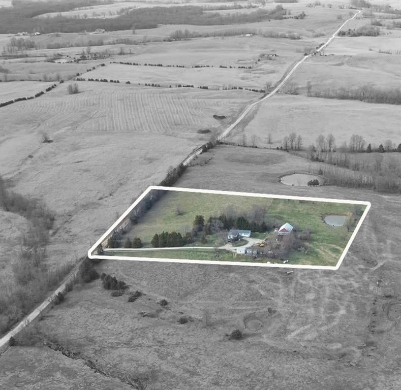 25998 Hemlock Rd, Bevier, MO 63532