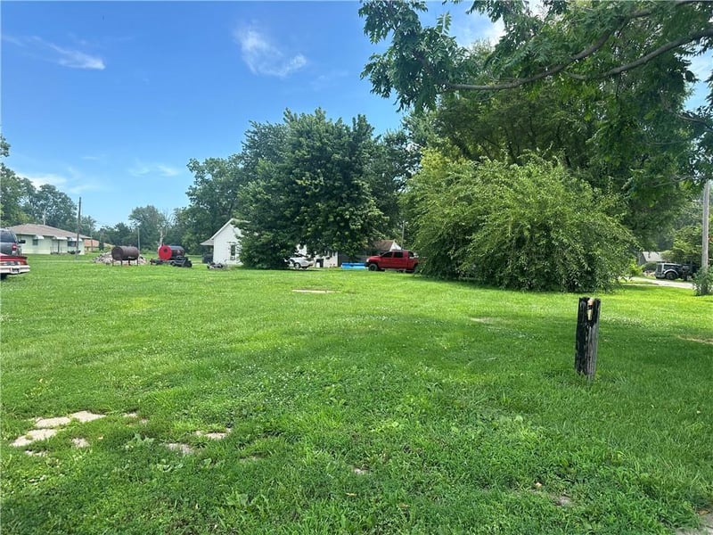 N 7th St, Plattsburg, MO 64477