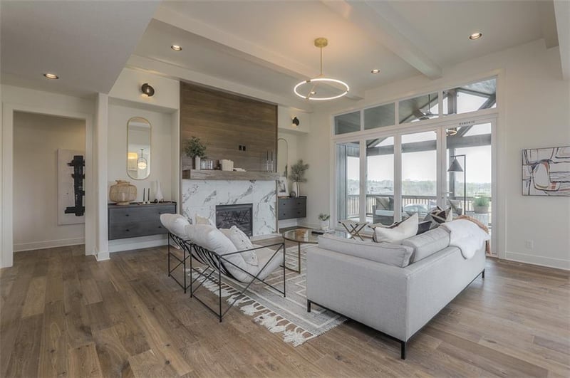 12501 170th St, Overland Park, KS 66221