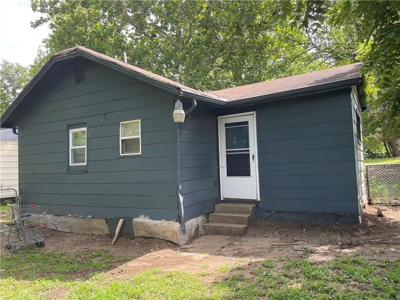 8422 Paseo Blvd, Kansas City, MO 64131