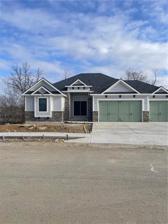 8841 Kentucky Ave, Kansas City, MO 64157