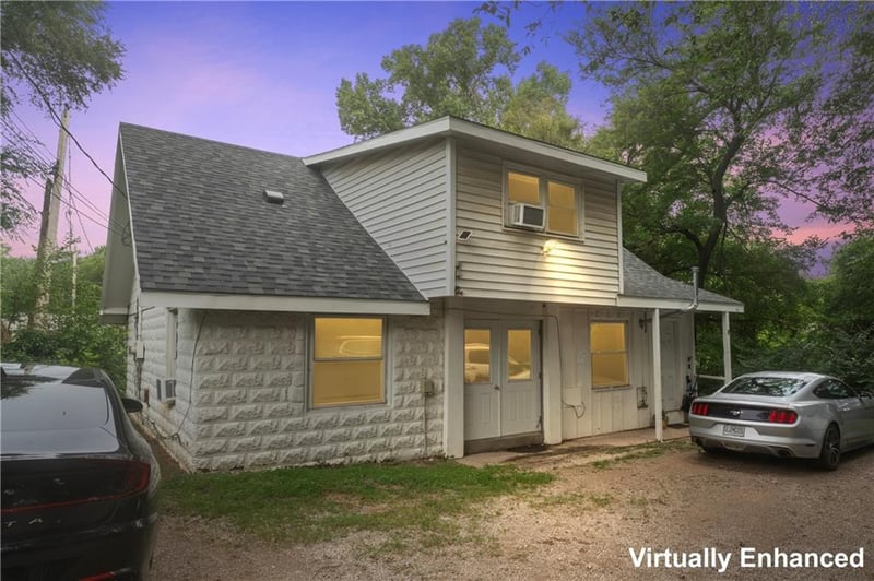 701 A B C Broad St, Warrensburg, MO 64093