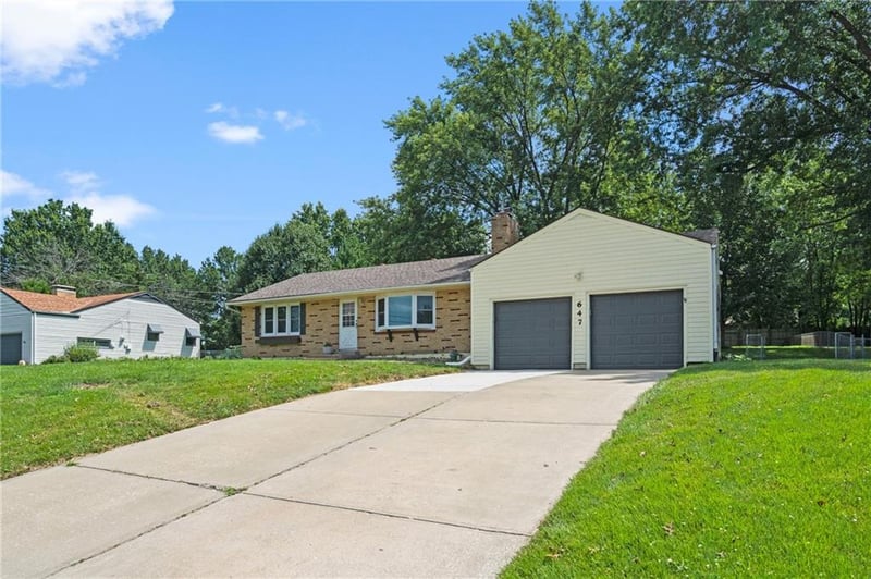 647 81 Ter, Kansas City, MO 64118