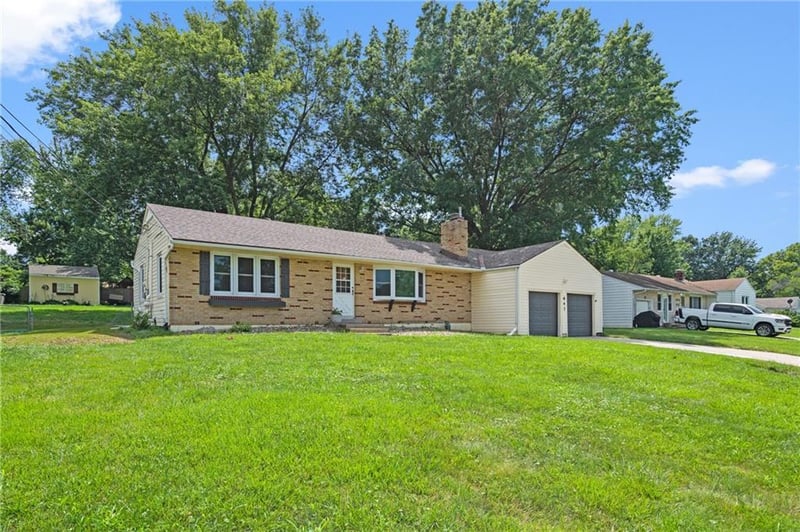 647 81 Ter, Kansas City, MO 64118