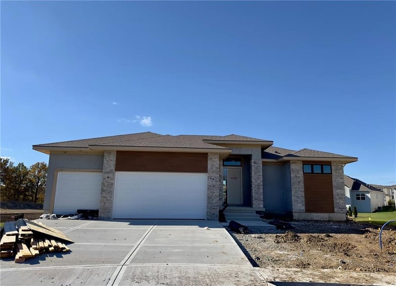 12705 174th St, Overland Park, KS 66221