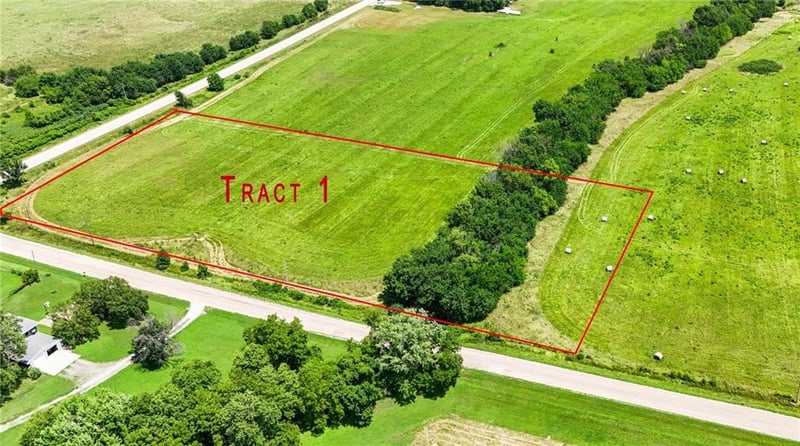 5ac 0000 1000 Rd, Lawrence, KS 66049
