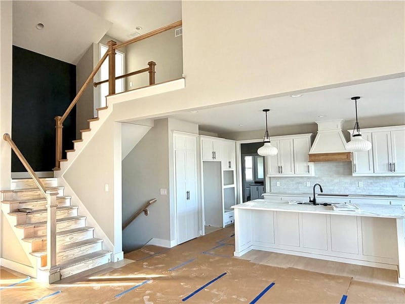 13012 174th Pl, Overland Park, KS 66221