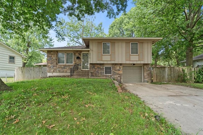 8818 James A Reed Rd, Kansas City, MO 64138