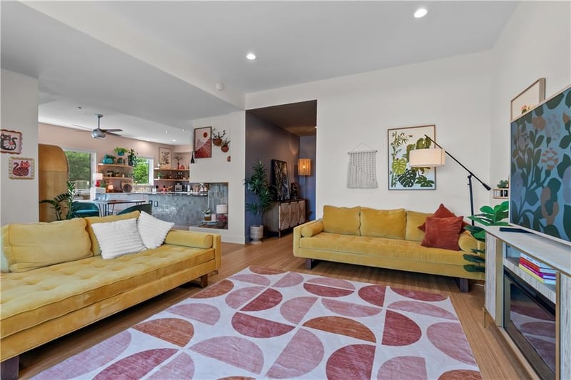 1604 Jefferson St, Kansas City, MO 64108
