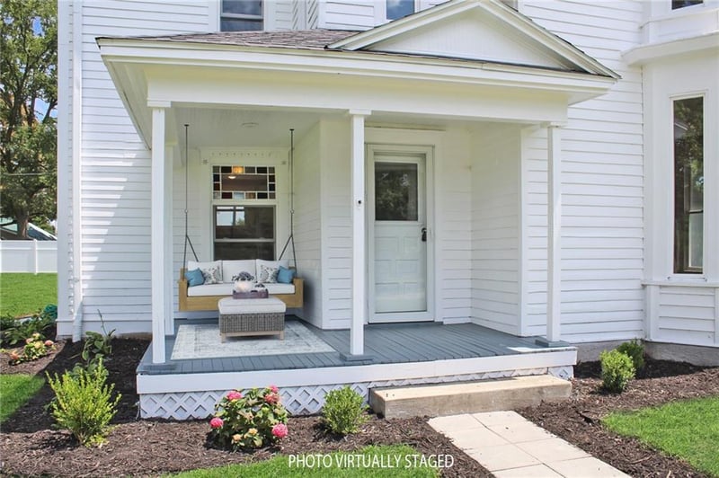 317 N Main St, Corder, MO 64021