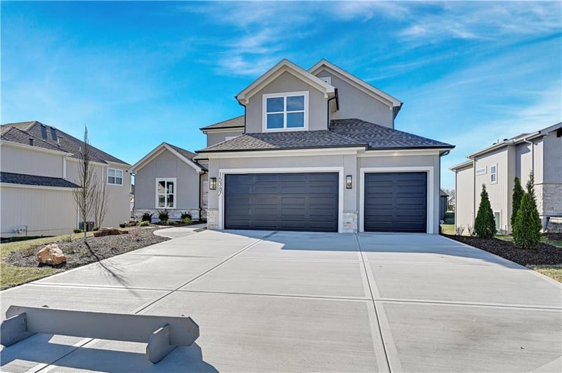 15387 161st Ter, Olathe, KS 66062
