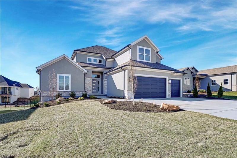 15387 161st Ter, Olathe, KS 66062
