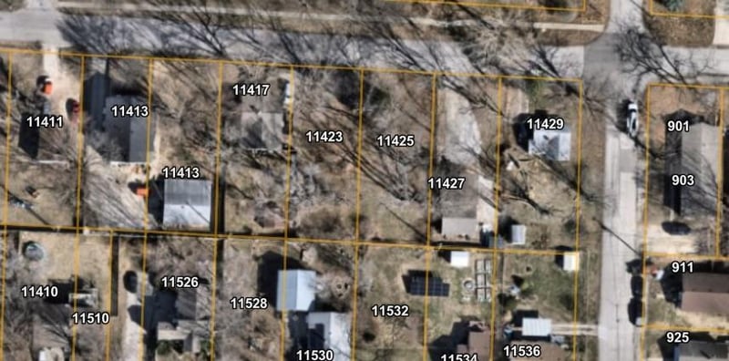 11423 E 9th St, Independence, MO 64054