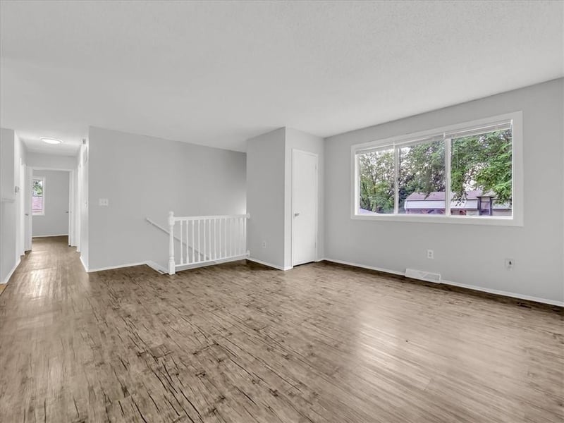 6456 49th St, Kansas City, MO 64151