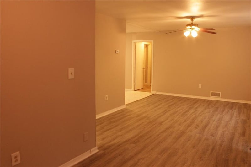 10612 Palmer Ave, Kansas City, MO 64134