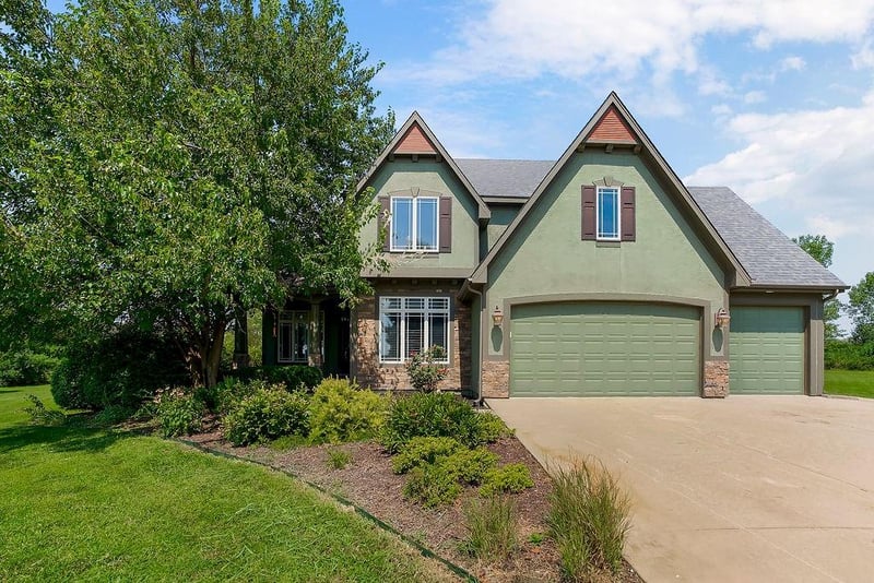 28993 Bluestem Drive N/A, Paola, KS 66071