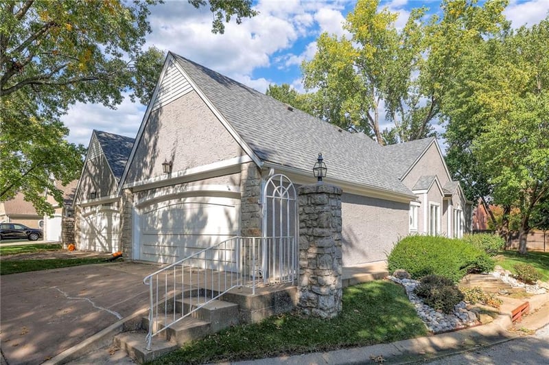 6800 W 125th St, Overland Park, KS 66209