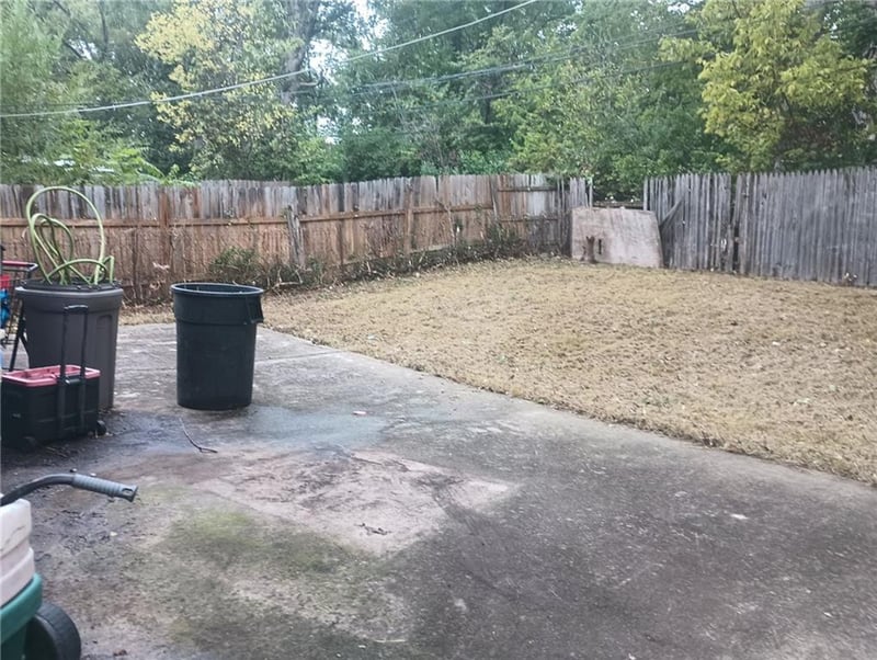 4676 37th Ter, Kansas City, MO 64128