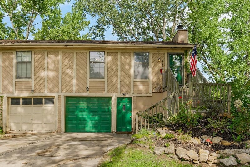 5510 Homer White Rd, Kansas City, MO 64152