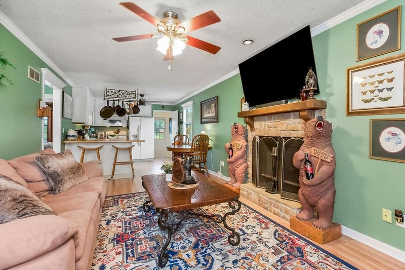 5510 Homer White Rd, Kansas City, MO 64152