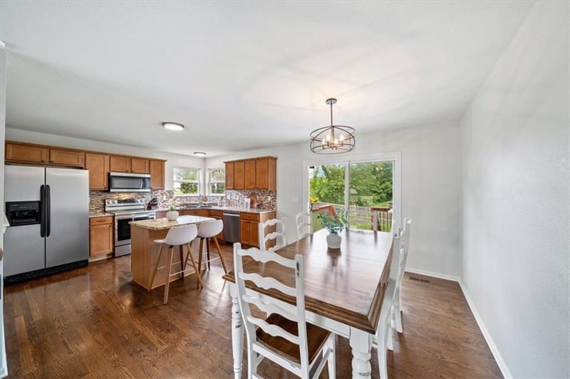 1626 NE 124th Ter, Kansas City, MO 64165