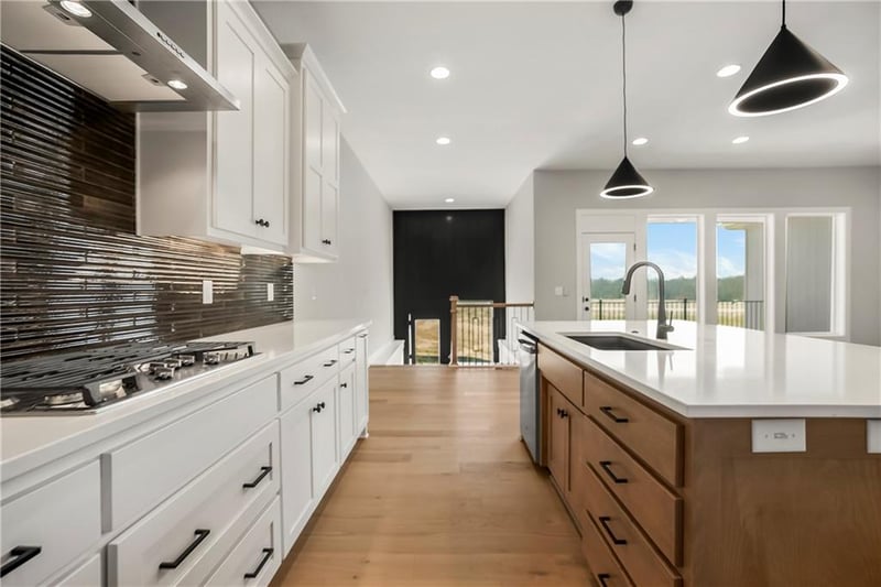 16983 Cheshire St, Olathe, KS 66062