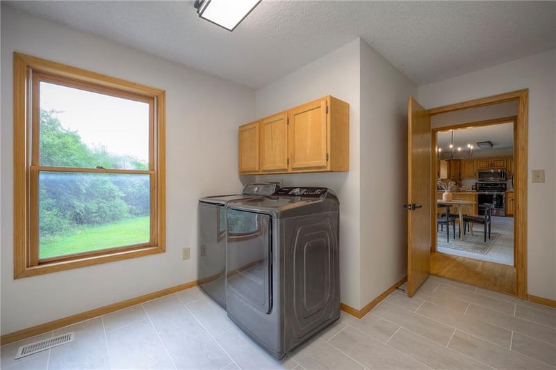 13420 Parallel Pw, Kansas City, KS 66109