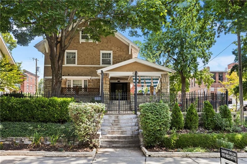 3541 Harrison Blvd, Kansas City, MO 64109