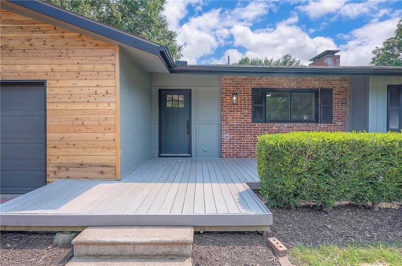 5001 Reinhardt Dr, Roeland Park, KS 66205