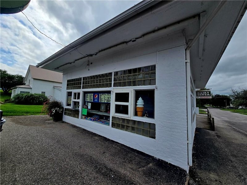 301 E Main St, Fairfax, MO 64446